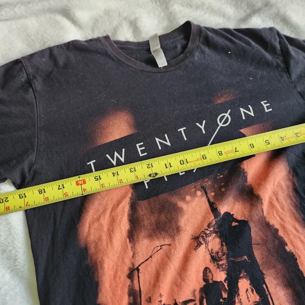 Twenty One Pilots Emotional Roadshow Tour 2017 Top Official T-Shirt Black Small - Picture 5 of 6